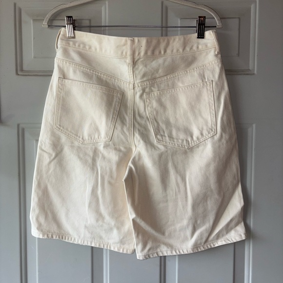 J. Crew ivory pleated denim shorts size 26 - Picture 3 of 3